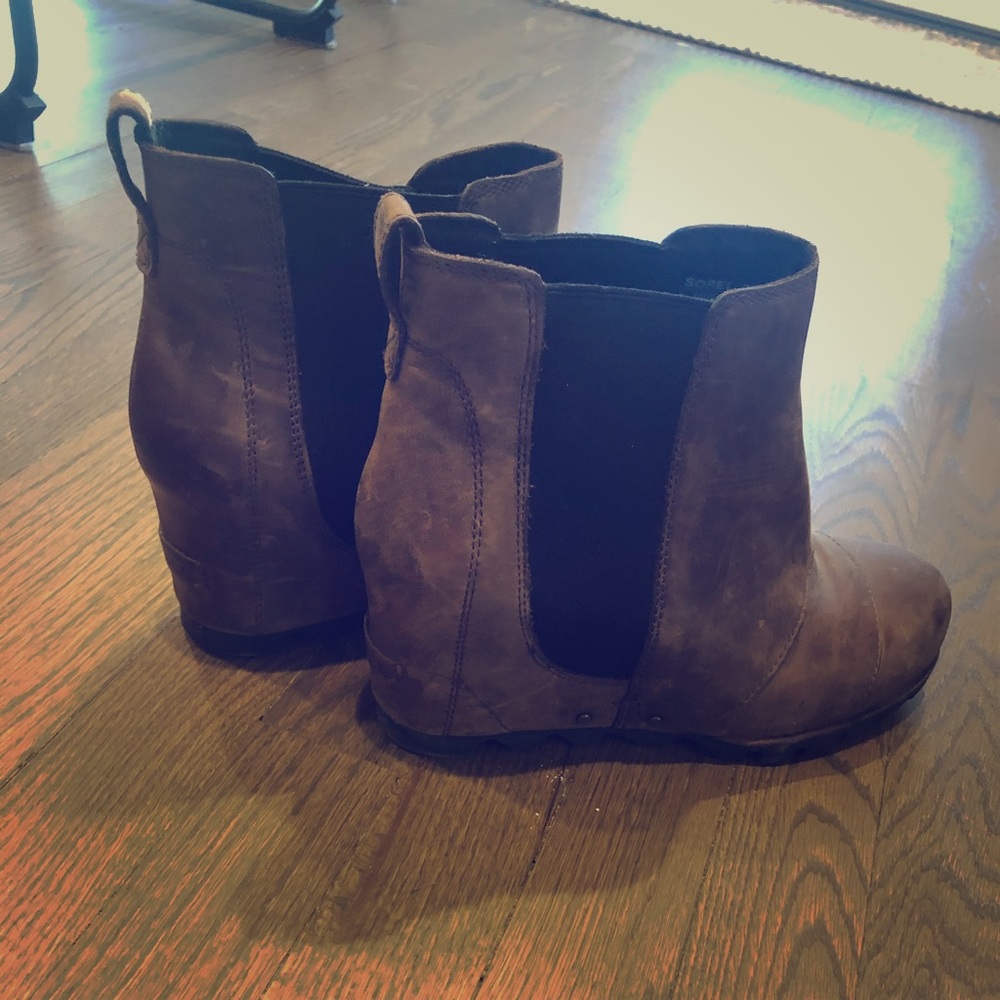 Sorel Joan of Arctic waterproof wedge 9